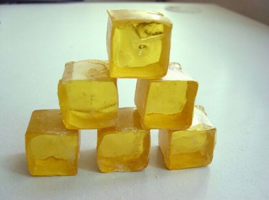 透亮的松香 透亮的松香